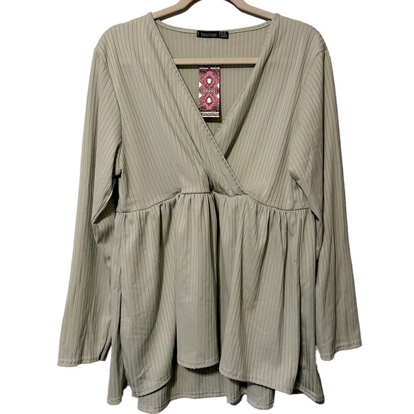 BooHoo Plus‎ Size Sage Green Dipped Back Tunic Jersey Top NWT Size 20 - Picture 1 of 11